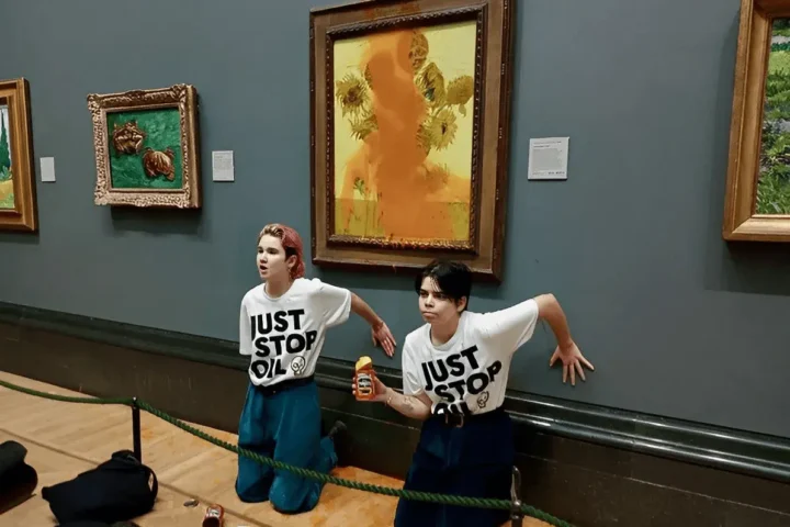 Activists Splatter Van Gogh’s Painting With Soup