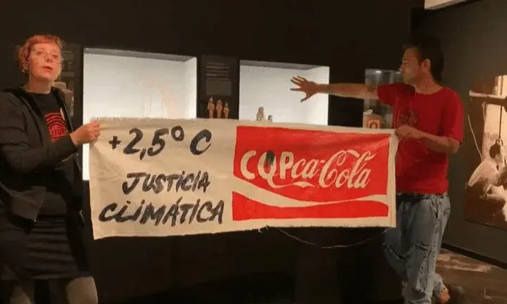 Mummy In Spain The New Target Of Climate Activists