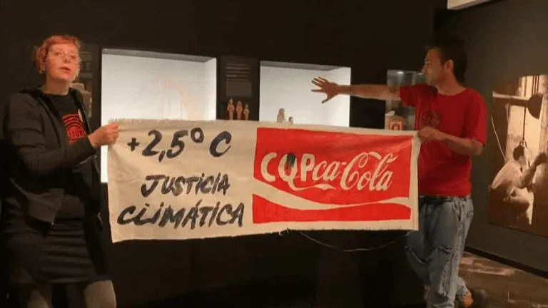 Mummy In Spain The New Target Of Climate Activists