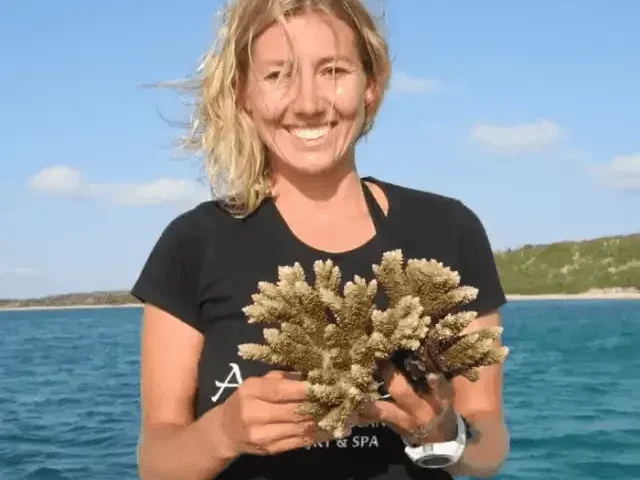 The Much Essential Coral Educator, Nicole Helgason
