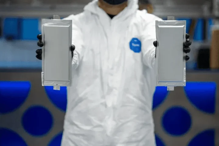 Solid-State Batteries: BMW Boosting The Future of Electric Vehicles