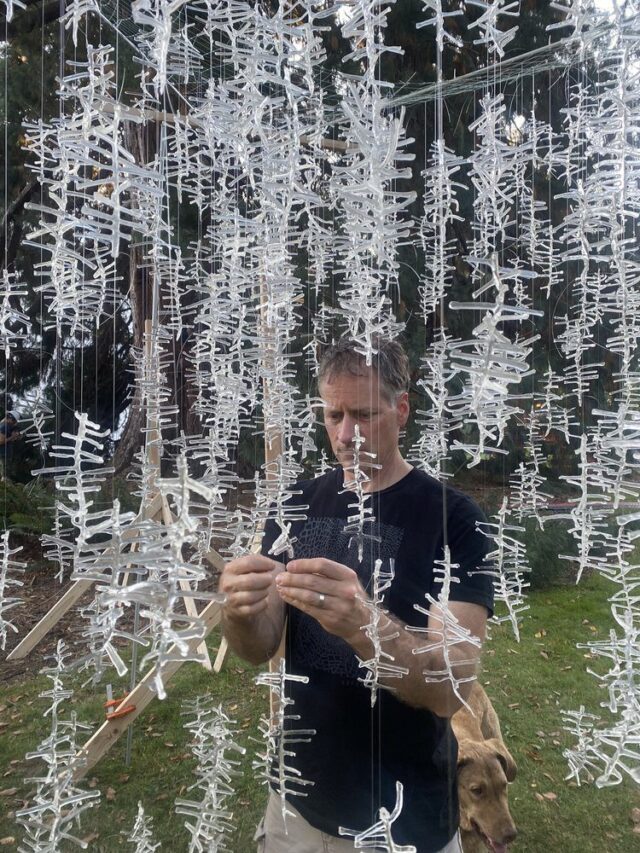 A Sculpture that Highlights the Delicate Relationship Between