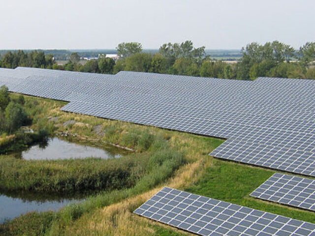 Solar Power Plant Leipziger Land.( Source: GEOSOL Gesellschaft für Solaranergie mbH)