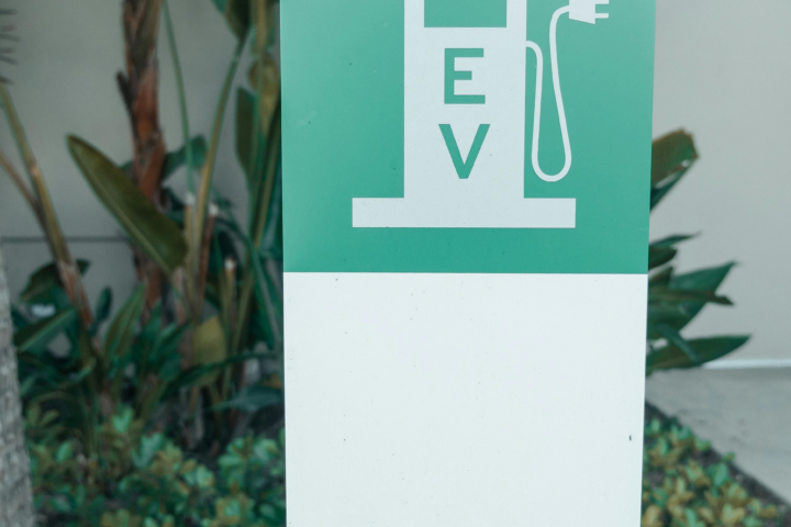 EV Tax Credits