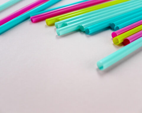 plastic straws
