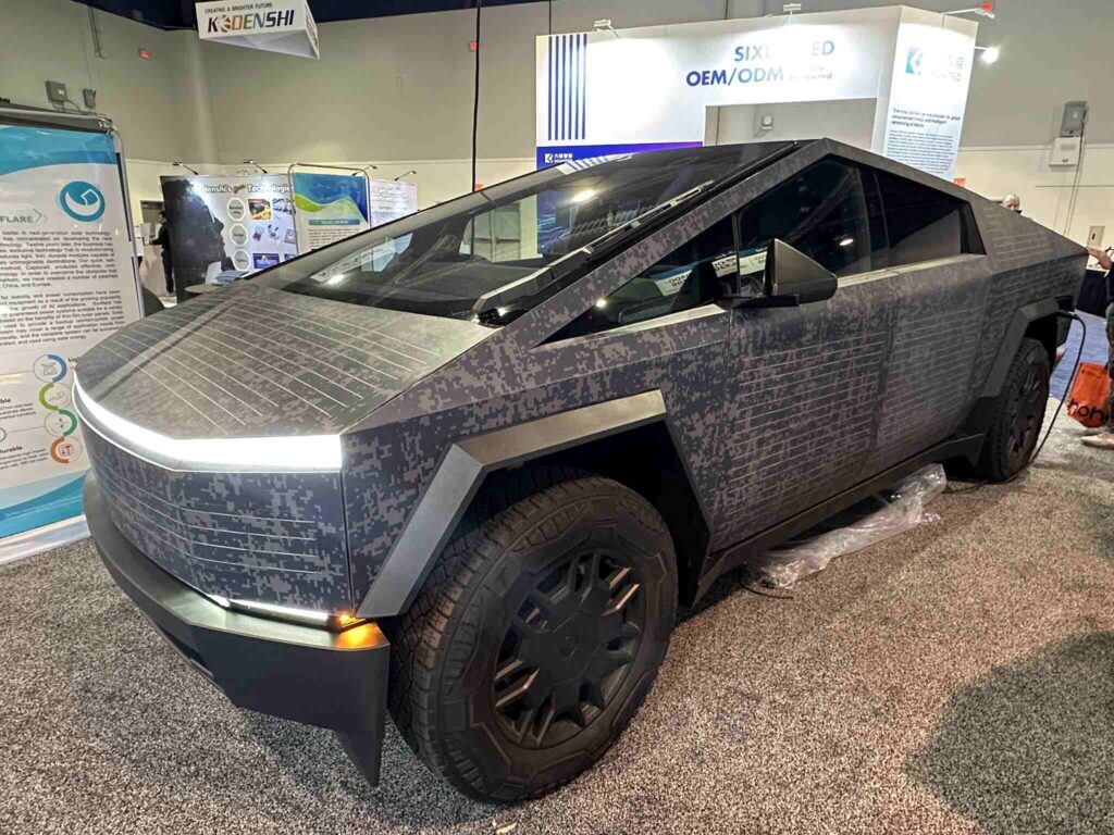 Cybertruck with Sunflare Solar company solar panels. Photo Source: @teslaownerSV (X formerly Twitter)