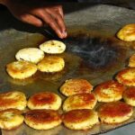 Indian street food. Photo Source: Shalu Sharma (CC BY-NC-SA 2.0)