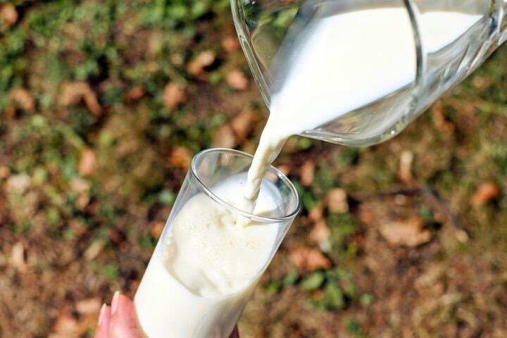 Representative Image. Pouring milk into the Glass. Photo Source: Pixabay