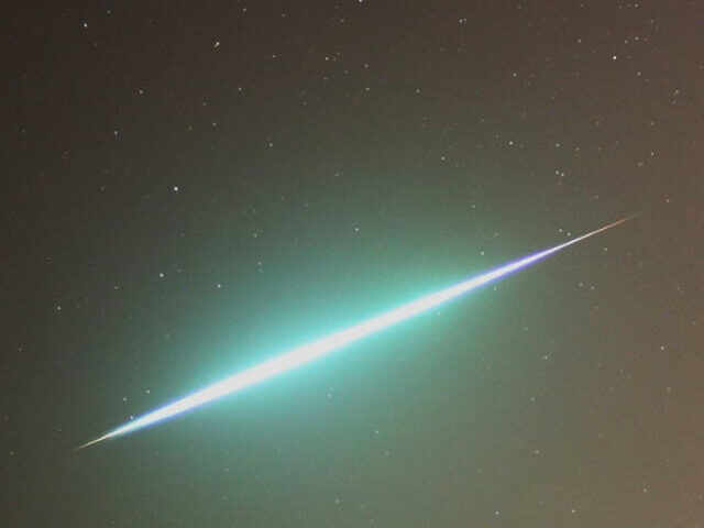 Alpha Centaurids See Up to 16 Meteors Per Hour (4)