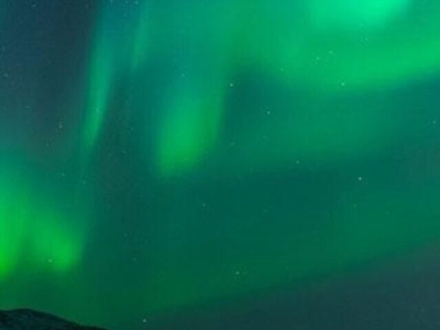 cropped-March-2025-Northern-Lights-Saturns-Rings-Disappear-Solar-Eclipse-10.jpg