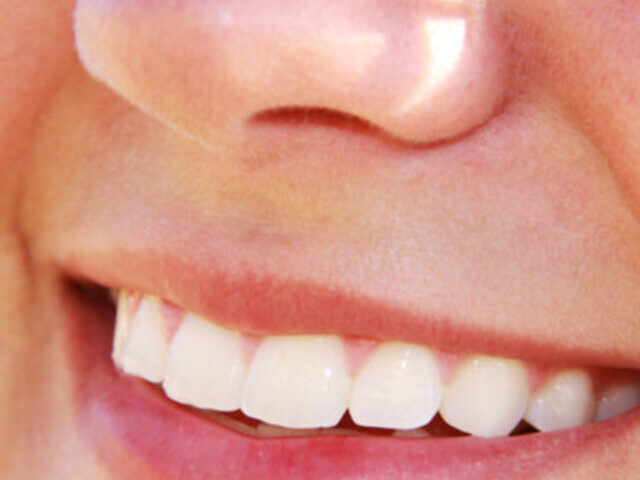 cropped-Mouth-Bacteria-Linked-to-57-Diseases-Is-Your-Health-at-Risk-9.jpg