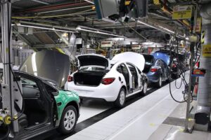Trump Eases Auto Parts Tariffs After Industry Warned One Supplier Issue Risks Halting US Production-min