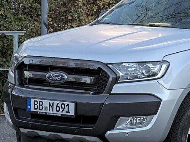 cropped-Ford-Halts-U.S.-Auto-Exports-to-China-Over-150-Tariffs-1.jpg