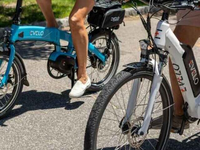 Representative Image: Two People Riding Electric Bicycles- Team EVELO (Pexels)