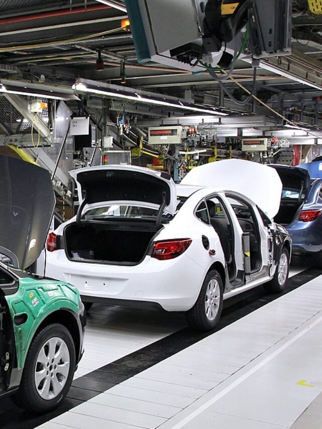 Trump Eases Auto Tariffs Amid Supply Chain Risk Warning