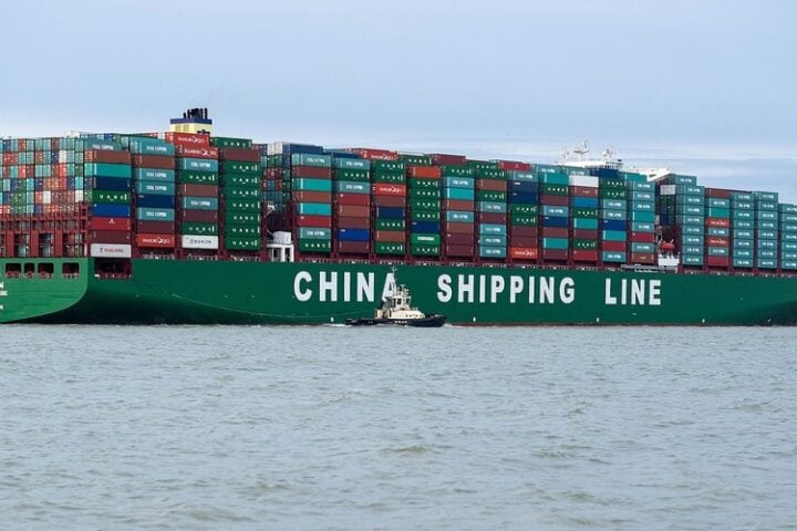 China Shipping. Photo Source: Keith Skipper (CC BY-SA 2.0)