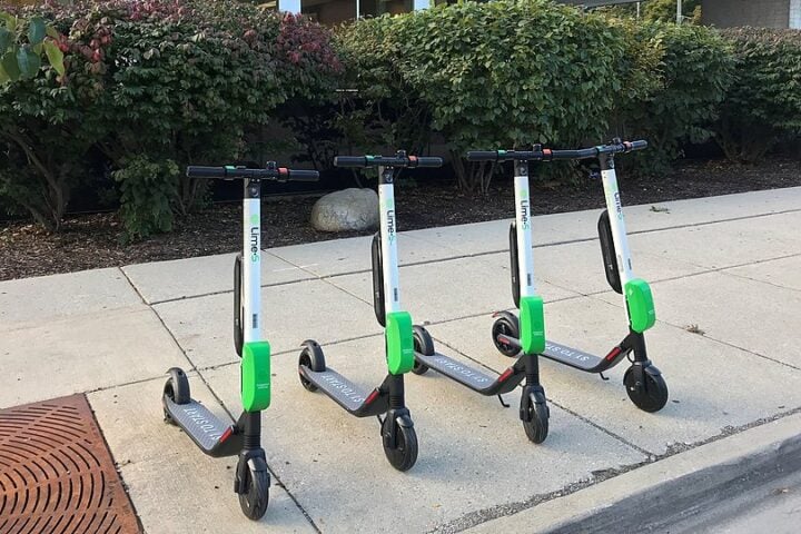 Lime- s Scooters -Photo Source :- Wikimedia (CC BY-SA 4.0)