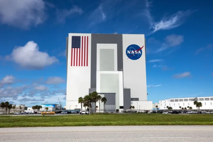 USA with NASA struggling to face alternatives taken by President Trump toward Mars. Photo Source: NASA