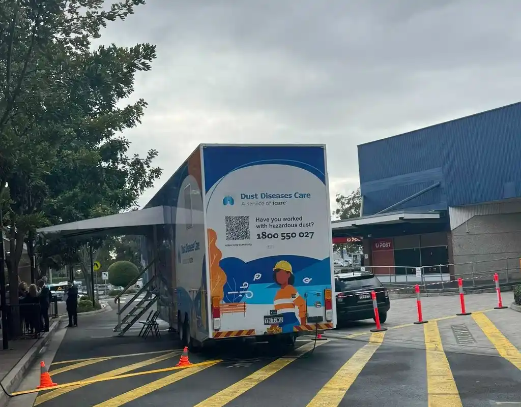 NSW-Lung-Bus-Screens