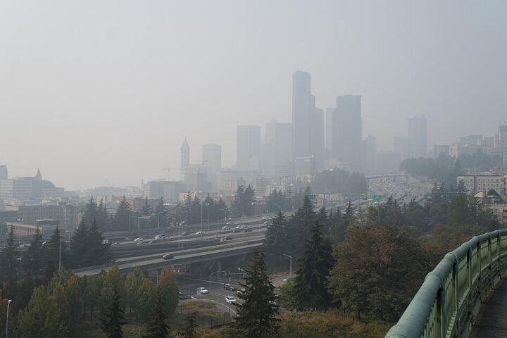 A view of the Downtown Seattle skyline from the Rizal Bridge, seen during smokey conditions caused by wildfires in the Western U.S. (CC BY-SA 4.0)
