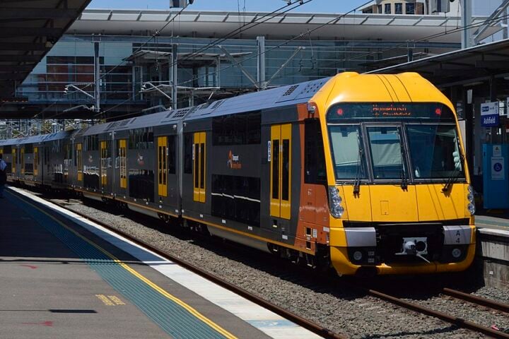 A Sydney Trains Waratah arrives at Ashfield - Photo Source:- Wikimedia Commons (CC BY-SA 4.0)