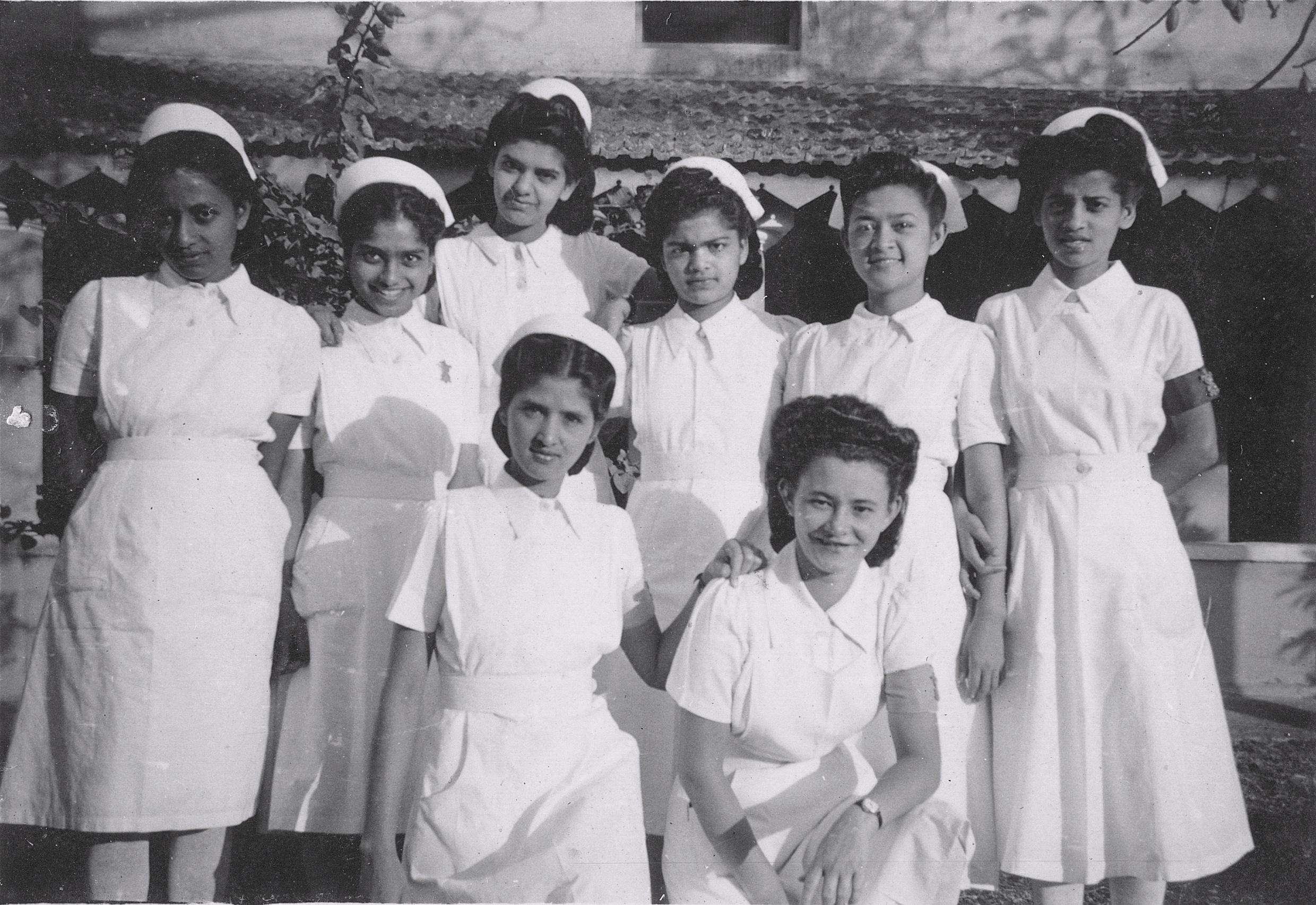 Nurses undergoing training in Bangalore (or Mumbai), 1940s. Photo Source- Frederick Noronha (CC BY-SA 2.0)