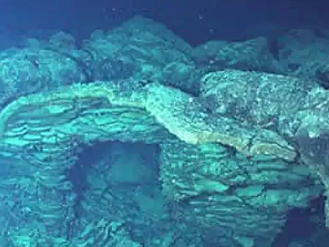 underwater hot springs