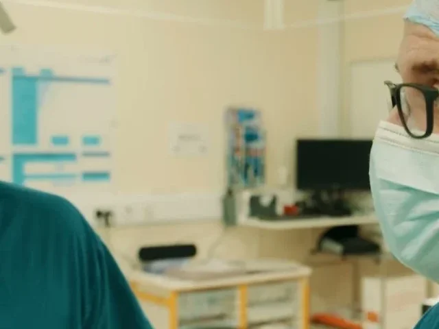 cropped-NHS-Waiting-List-in-England-Hits-7.42-Million-1.webp