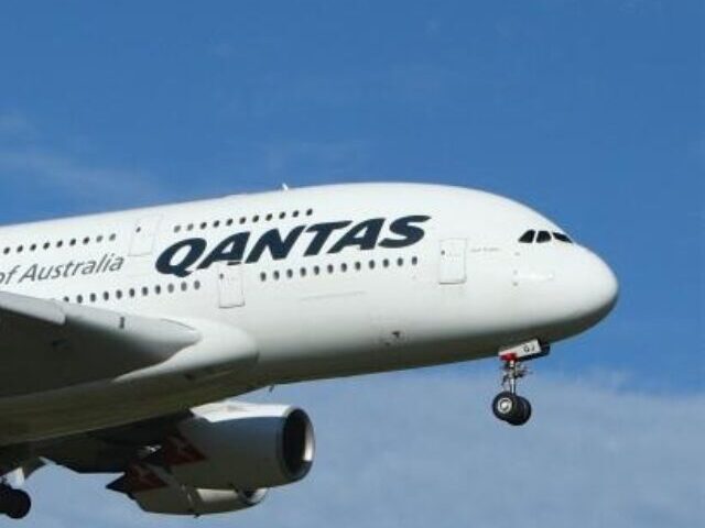 cropped-Qantas-Turbulence-Injures-3-Crew-One-Flew-Concussed-09-1.jpg