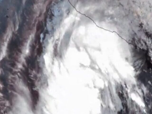 cropped-Storm-Alvin-Forms-Early-as-Neutral-ENSO-Hints-at-Active-Season-7-1.jpg