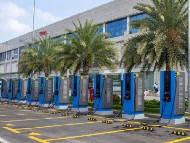 cropped-V-Green-to-Build-63000-EV-Chargers-1.jpg
