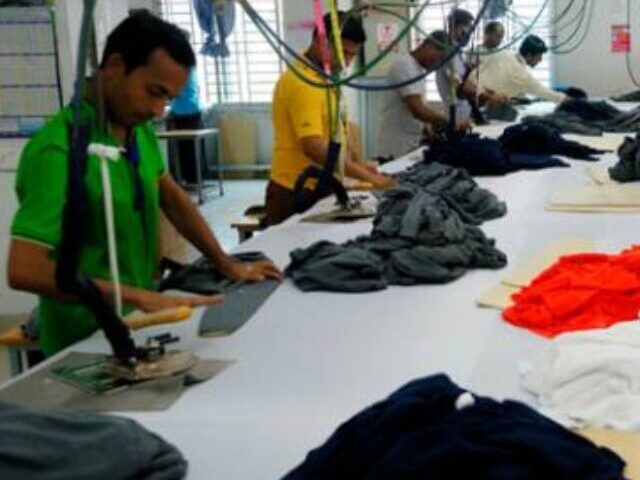 Bangladesh Garment Industry Runs at 30-40% Capacity as Gas Pressure Drops from 10 PSI to Critical 1-2 PSI Level
