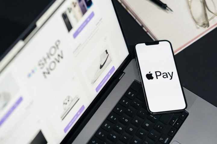 Online shopping with mobile payment technology.