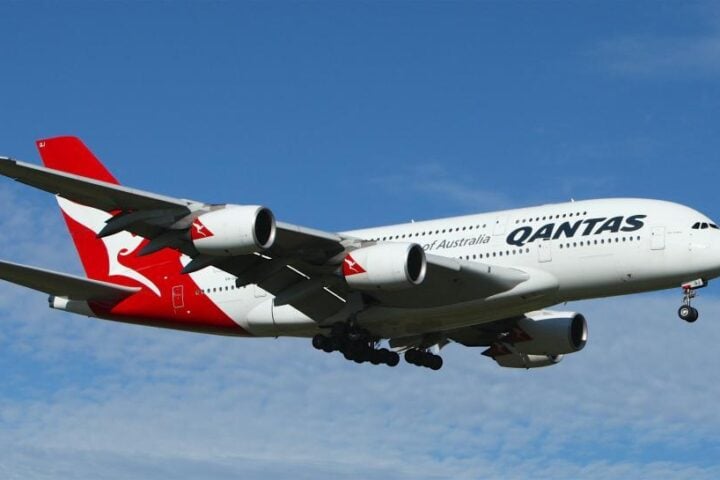 Qantas Airplane (CC0 1.0)