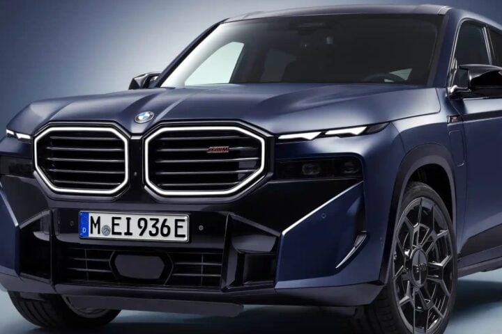 2026-BMW-XM