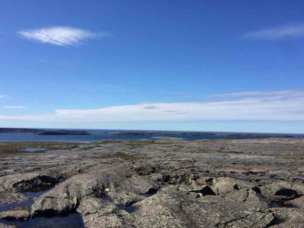 he site of the oldest rocks on Earth Photo Source: Bernard Rizk