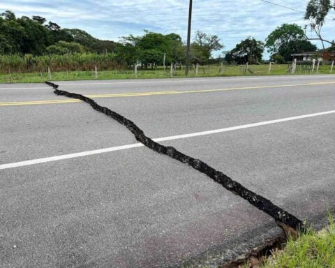 This is how the national road between Paratebueno - C/marca and Barranca de Upía - Meta turned out. Photo Source- @leandromahechag (X)