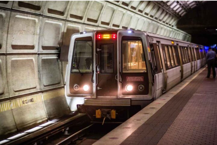 Metro Photo Source: Margaret Barthel (CC BY-NC 4.0)