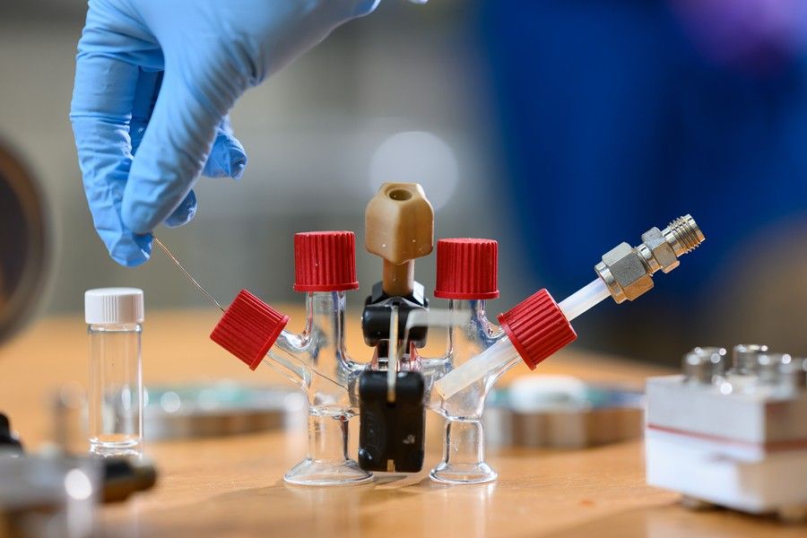 MIT's Crazy Fuel Cell