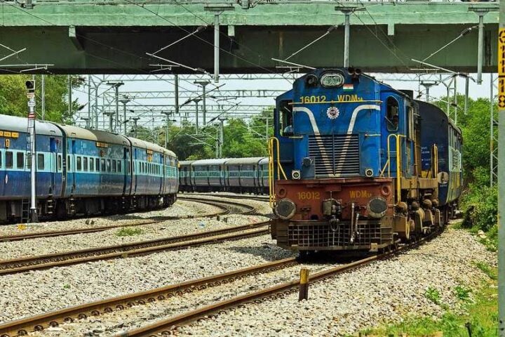 PUNE WDM-3A Photo Source: Belur Ashok (CC BY 2.0)
