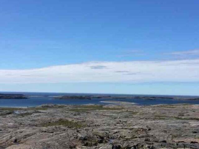 he site of the oldest rocks on Earth Photo Source: Bernard Rizk