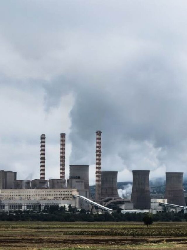 Trump Grants 68 Coal Plants Email Pass to Bypass Clean Air Rules