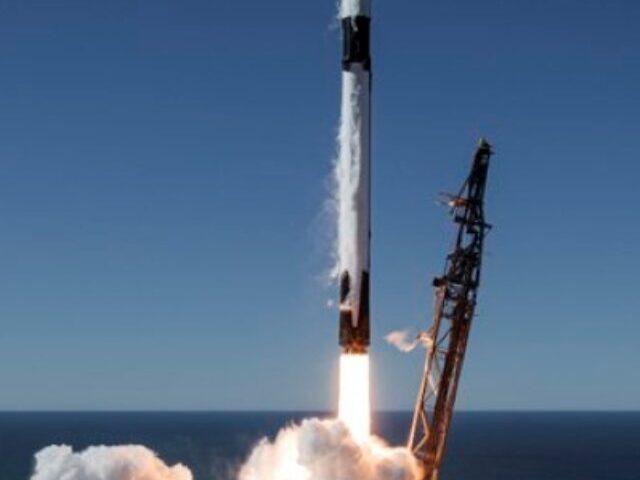 cropped-SpaceX-Breaks-Record-56-Hour-Launchpad-Turnaround-11.jpg