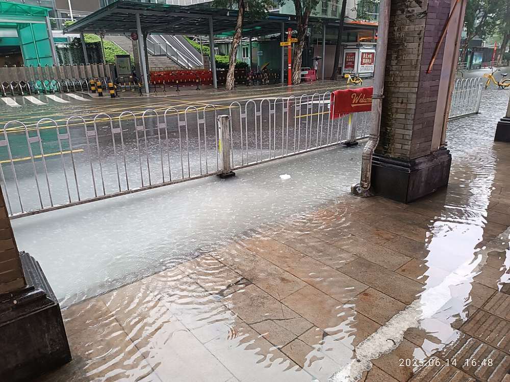 Representative Image. GD 廣東 Guangdong 廣州 Guangzhou 越秀 Yuexiu 一德路 Yide Road 豪雨水沉 heavy rain flood June 2025