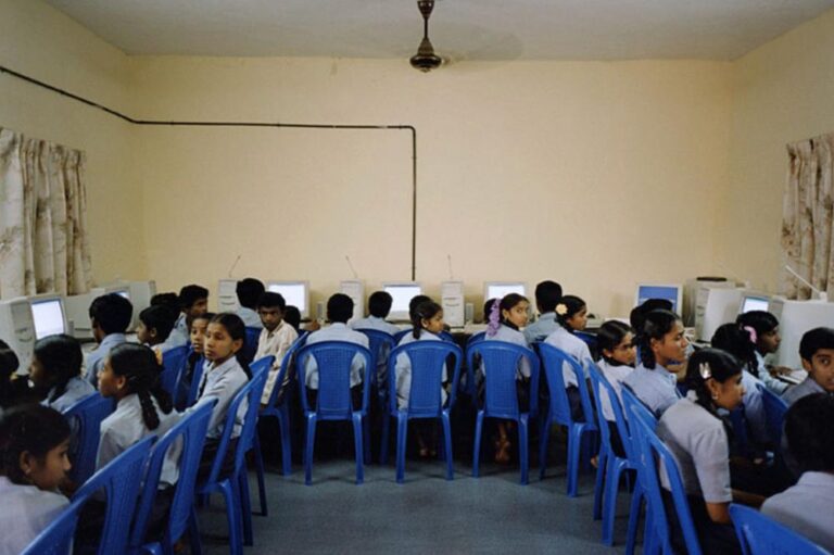 Students of group 11 and 12 get computer education in the computer classroom of secondary government school ‘Anjoor’ in the village Ramanagaram, 60km from Bangalore.