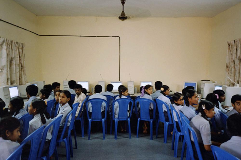 Students of group 11 and 12 get computer education in the computer classroom of secondary government school ‘Anjoor’ in the village Ramanagaram, 60km from Bangalore.