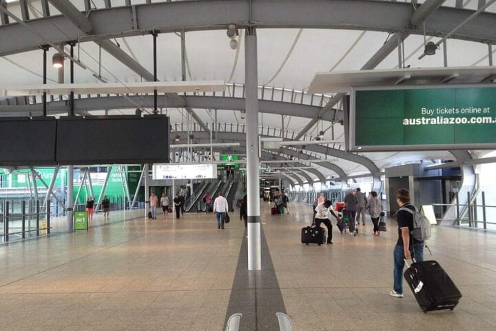 Skyway at Brisbane Airport Domestic Terminal 03