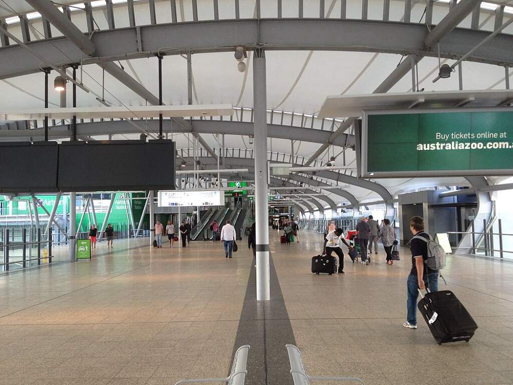 Skyway at Brisbane Airport Domestic Terminal 03