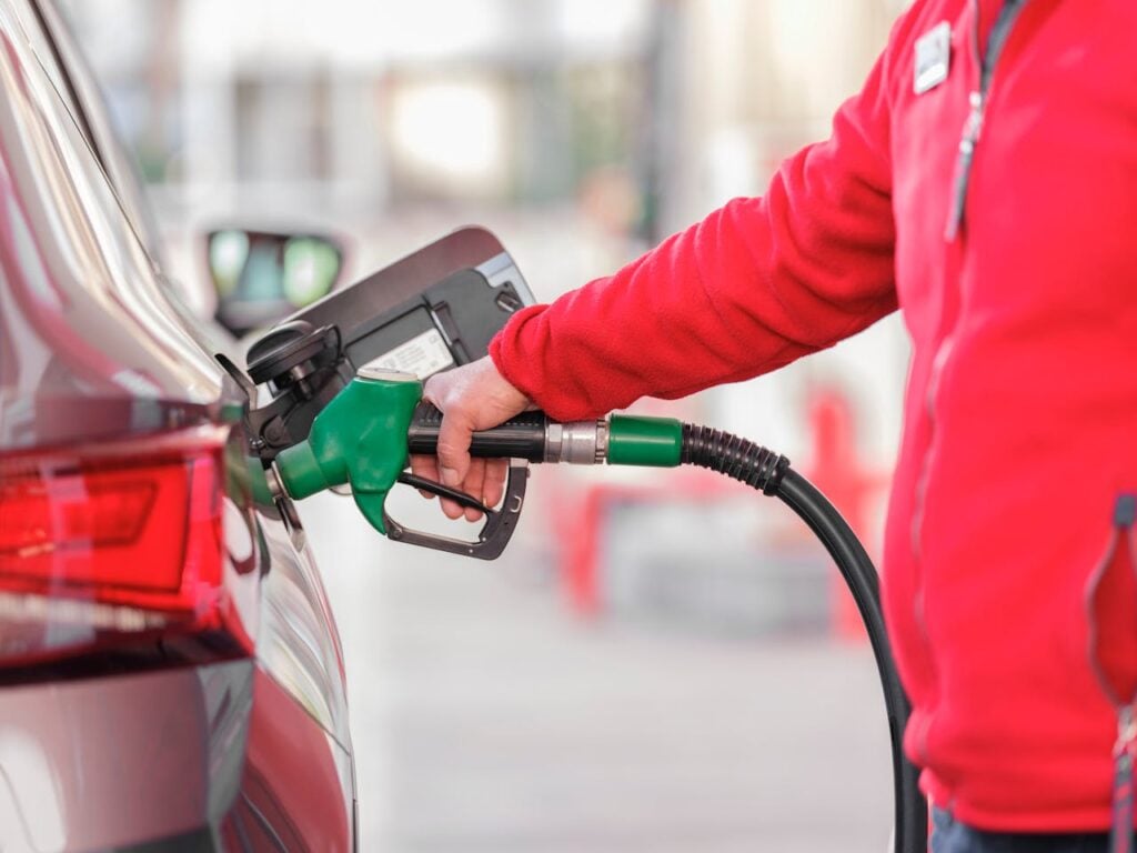 Indonesia’s push from B40 to B50 aims to cut diesel imports and anchor energy independence while tests run through 2026. Photo Source: Engin Akyurt (Pexels)