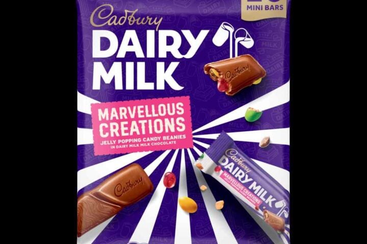 Front of pack of Cadbury Marvellous Creations Jelly Popping Candy Beanies 10‑piece 160g sharebag.